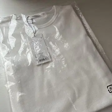 MOUSSY 화이트 T셔츠 반팔