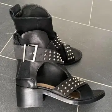 새상품급 Zadig&Voltaire 부츠샌들 37 가죽 스터드