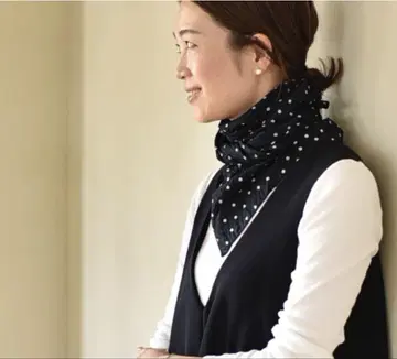 OURHOME 부드러운 주름감, 삼각 스톨 다크 네이비
