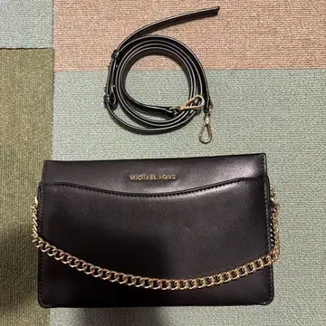 MICHAEL KORS 블랙 가죽 숄더백