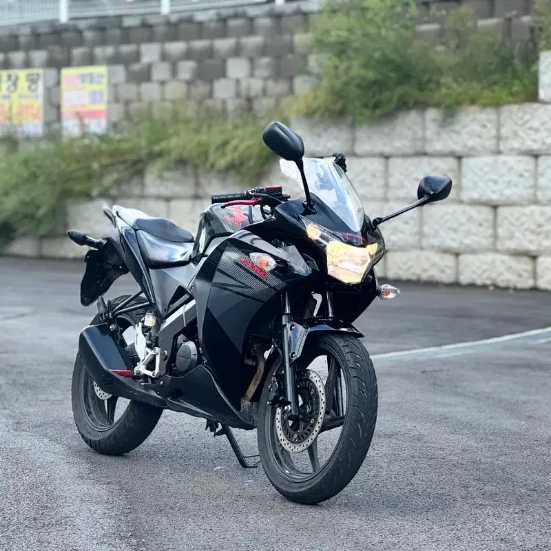 혼다 cbr125cc 깔끔한차량 판매합니다