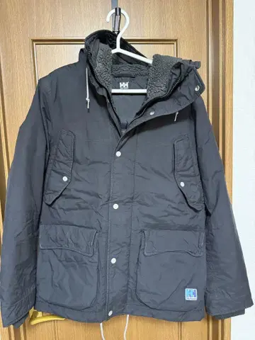 Helly Hansen 블랙 다운 자켓