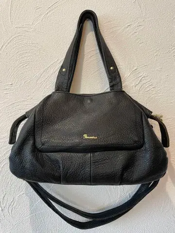 BEAMS 블랙 가죽 숄더백