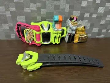 가면라이더 이그제이드 게이머 드라이버, 가샤트 세트