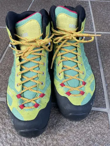 salewa 등산화/트래킹 슈즈 Vibram 밑창