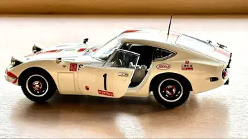 TOYOTA 2000GT 레어 레이스 사양 1/24 다이캐스트
