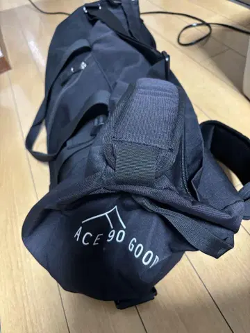 ACE 90 GOOD STUFF WONDER TENNIS DUFFEL2