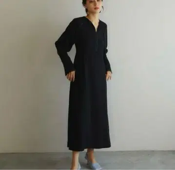 [ EMMEL REFINES ] 유나이티드 애로우즈 파이핑 스티치 원피스
