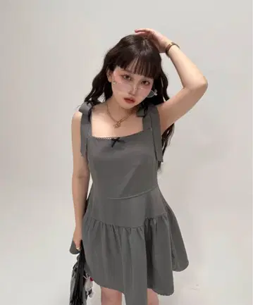 VISCO 리본 스트랩 2way 원피스