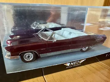 네오 스케일 모델즈 폰티악 본네빌 컨버터블 NEO