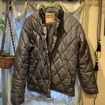 Freaks 그레이 다운 자켓 LARGE