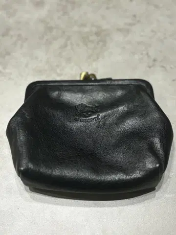 일비종떼 IL BISONTE 가마구치 블랙