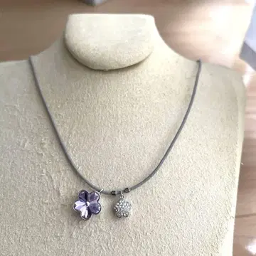 SWAROVSKI 목걸이