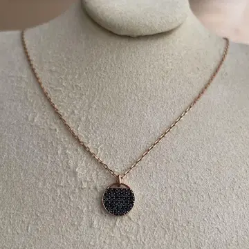 SWAROVSKI 목걸이