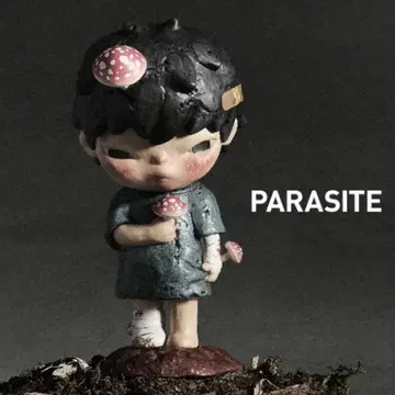 POPMART Hirono / PARASITE