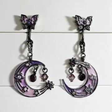 ANNA SUI 귀찌