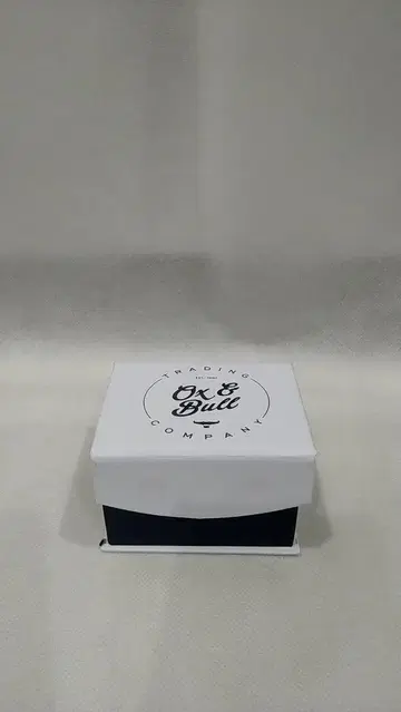 Ox & Bull Company 실버 넥타이핀