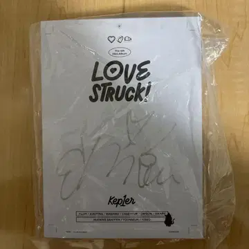 Kepler LOVE STRUCK! 사인 포함