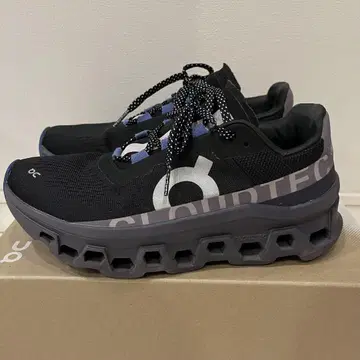 On Cloudmonster 스니커즈 24.5cm