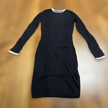 Armani Exchange 블랙 리브 니트 원피스 S