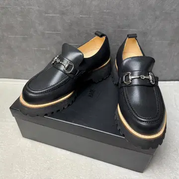 미사용 HARE 하레 볼륨 밑창 비드 로퍼 통굽 블랙
