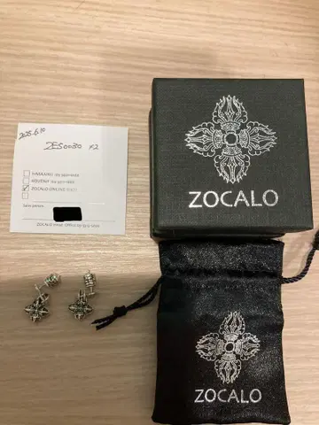 ZOCALO 귀걸이 x 2 CROWN DOUBLE DORJE STUD
