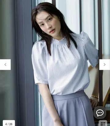애니시스 새상품 [세탁 가능] 프릴 넥 스탠드 블라우스