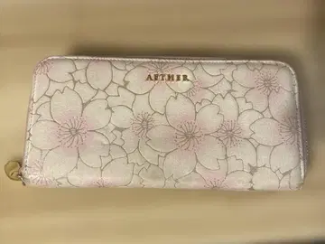 AUTHIER 벚꽃 꽃무늬 장지갑