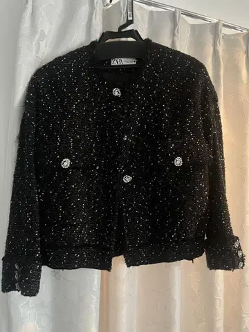 ZARA 트위드풍 노카라 자켓