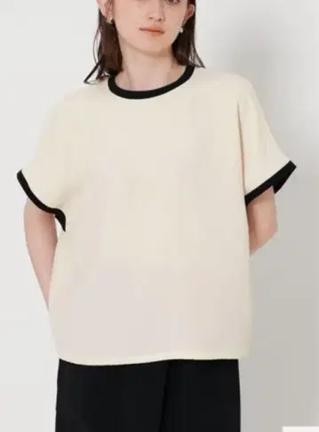 COMFY 돌먼 숏 슬리브 블라우스