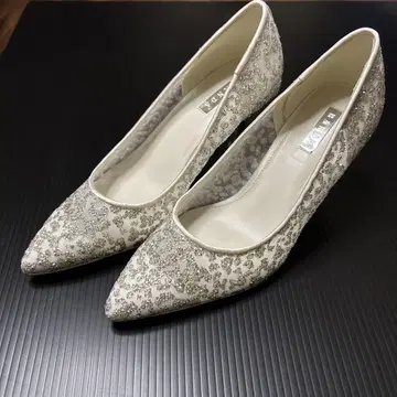 새상품급 23cm RANDA 화이트 스틸레토 하이힐