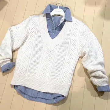 미사용 새상품 H&M 화이트 케이블 니트 스웨터 & 데님 셔츠