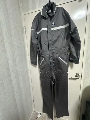 BMW 오버롤 그레이 반사 스트라이프 포함