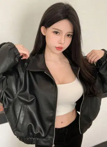 (새상품급) SHEIN ( DAZY ) 프론트 지퍼 포켓 부착 PU 자켓