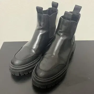 ZARA 사이드 고어 첼시 부츠
