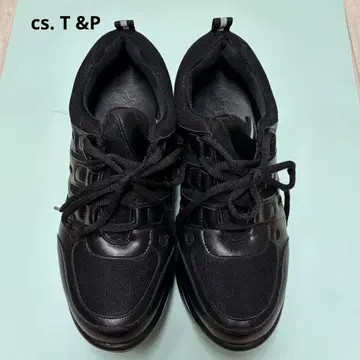 cs. T&P 블랙 스니커즈 통굽 LL