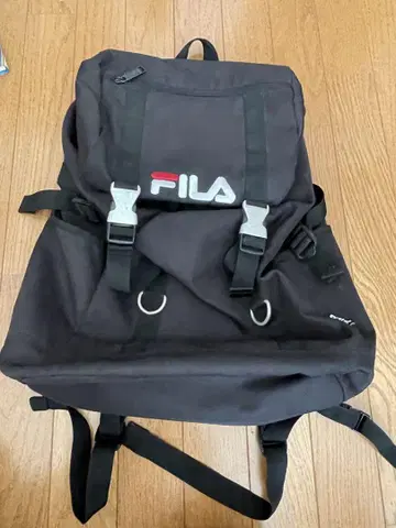 FILA 블랙 백팩