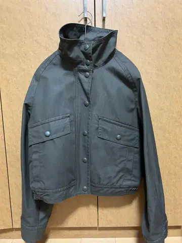 ZARA 밀리터리 자켓