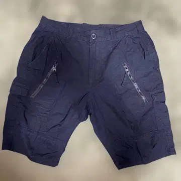 Armani Exchange 블랙 카고 숏팬츠 32