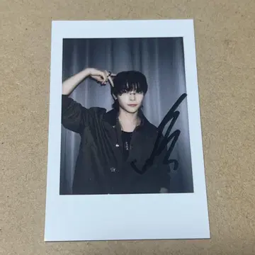 &TEAM 니콜라스 월랑 영통 중화 일직여 2.0 폴라로이드