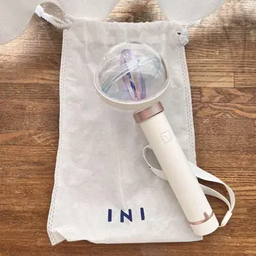 INI OFFICIAL 라이트 스틱 응원봉