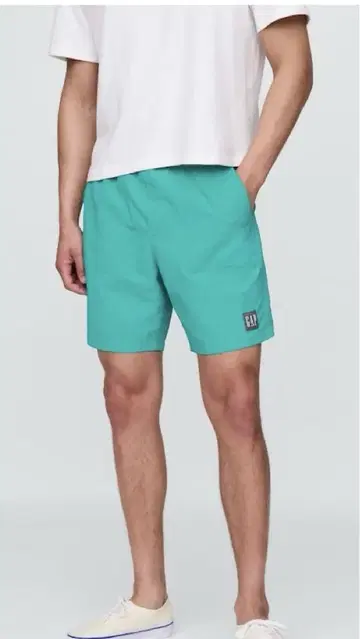 GAP 나일론 숏팬츠 XL
