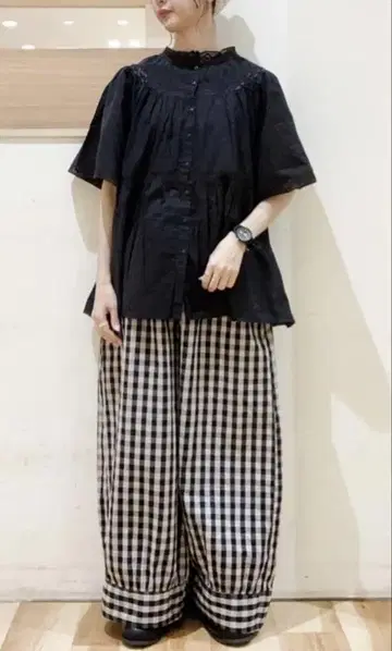 사만사 모스모스 팬츠 밑단 절개 개더 팬츠 블랙