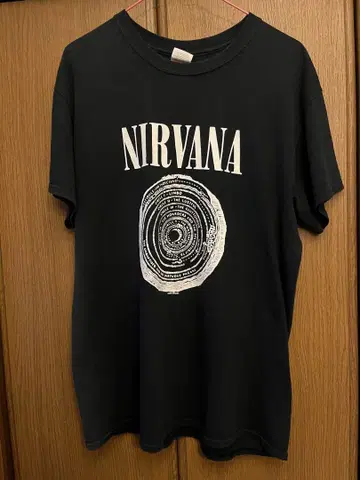 NIRVANA 베스티불 셔츠 00s 빈티지 2003
