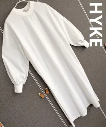 [미사용 새상품] HYKE 티셔츠 원피스 화이트