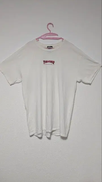 THRASHER 화이트 로고T셔츠