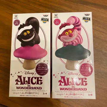 월드 컬렉터블 피규어 이상한 나라의 앨리스 체셔 고양이 2체 묶음 판매