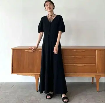 CLANE LADY SHAPE LINE 원피스