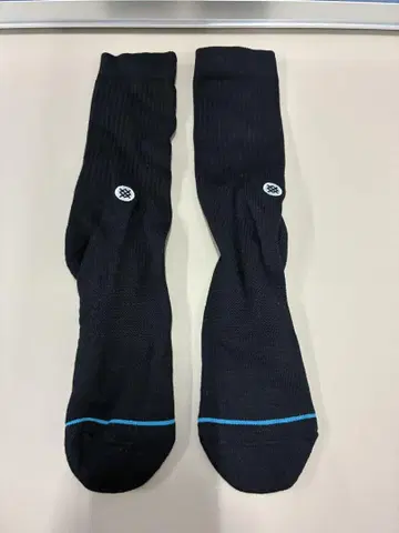 stance 삭스 블랙 화이트 2족 세트