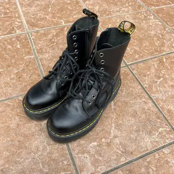 Dr.Martens 통굽 부츠 25cm 닥터마틴